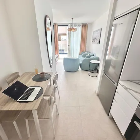 Lombok, Floor, Terrace, 2 Bedrooms And 2 Bathrooms *