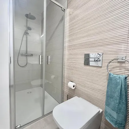 Lombok, Floor, Terrace, 2 Bedrooms And 2 Bathrooms * Corralejo